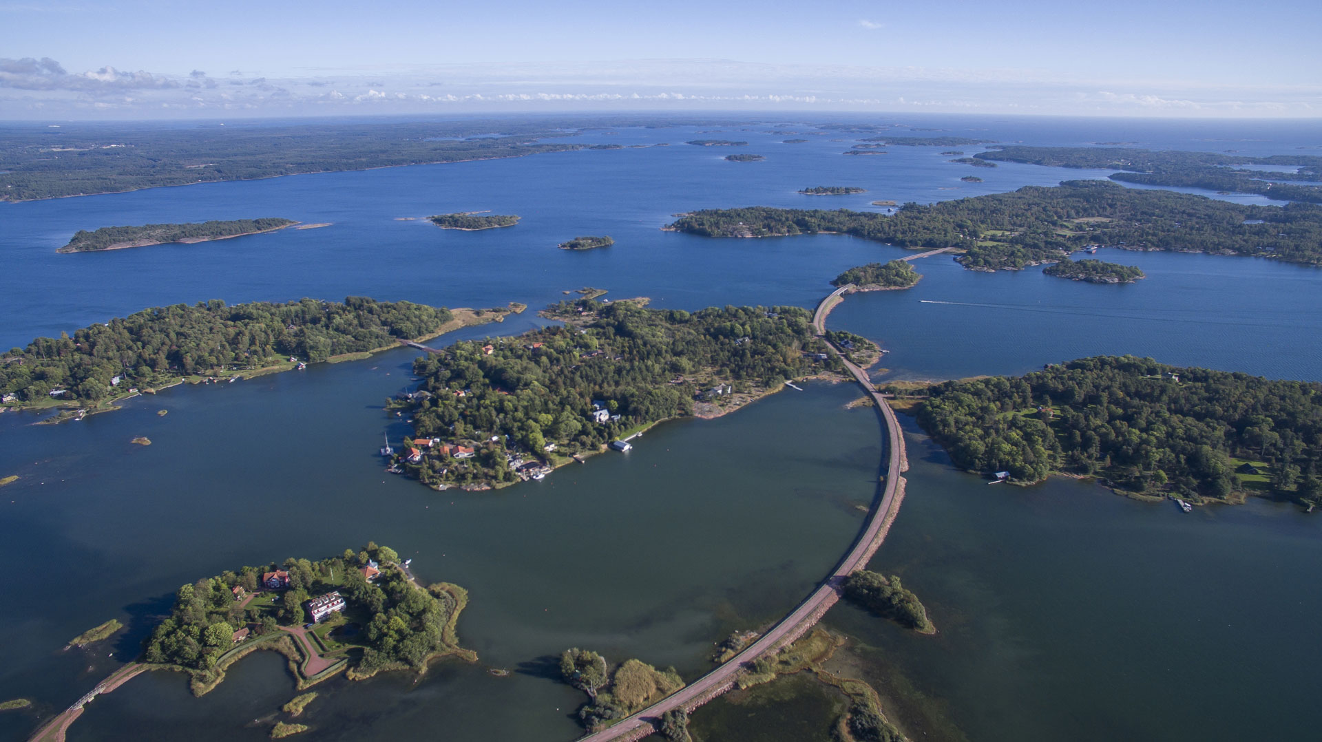 Nordic Roads & Baltic Islands
